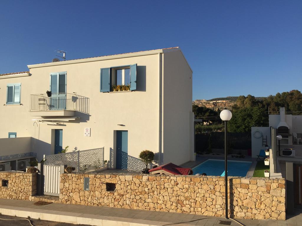 Villa Atena Baia Cornino クストナーチ エクステリア 写真